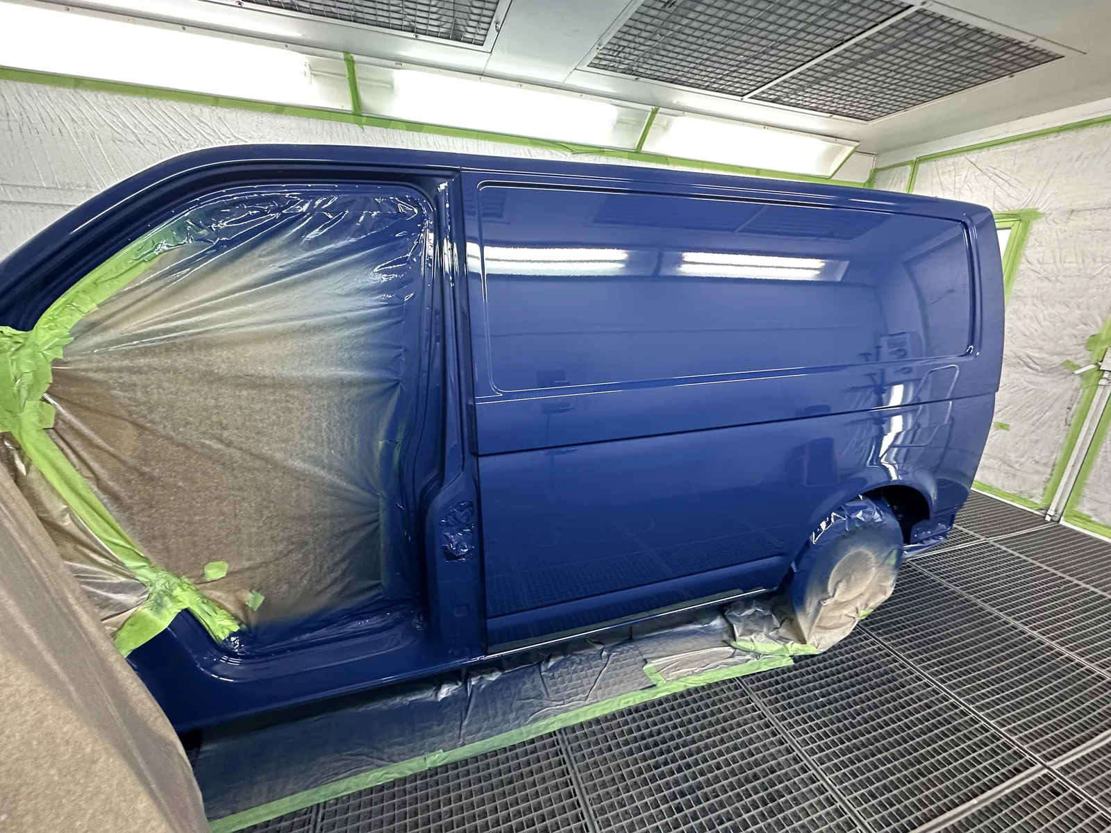 LUAR Arbeit – Transporter & Nutzfahrzeuge, Bild 3