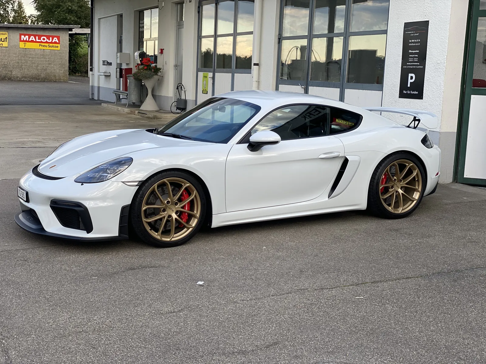 LUAR Arbeit – Porsche, Bild 6